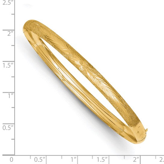14kt Yellow Gold 3/16 Laser-Cut 5.00mm Hinged Oval Bangle Bracelet