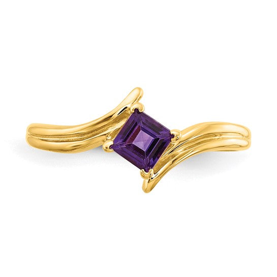 14kt Yellow Gold 4mm Princess Cut Amethyst ring