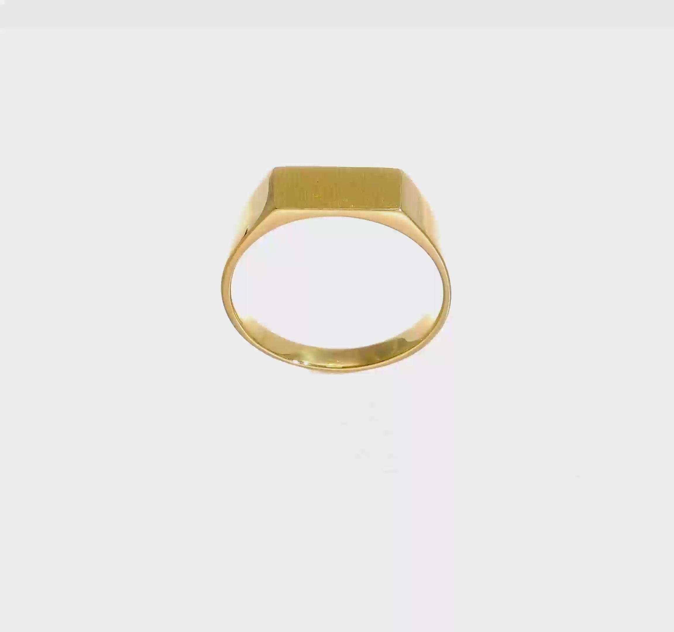 14kt Yellow Gold 10.5x5.5mm Closed Back Signet Ring
