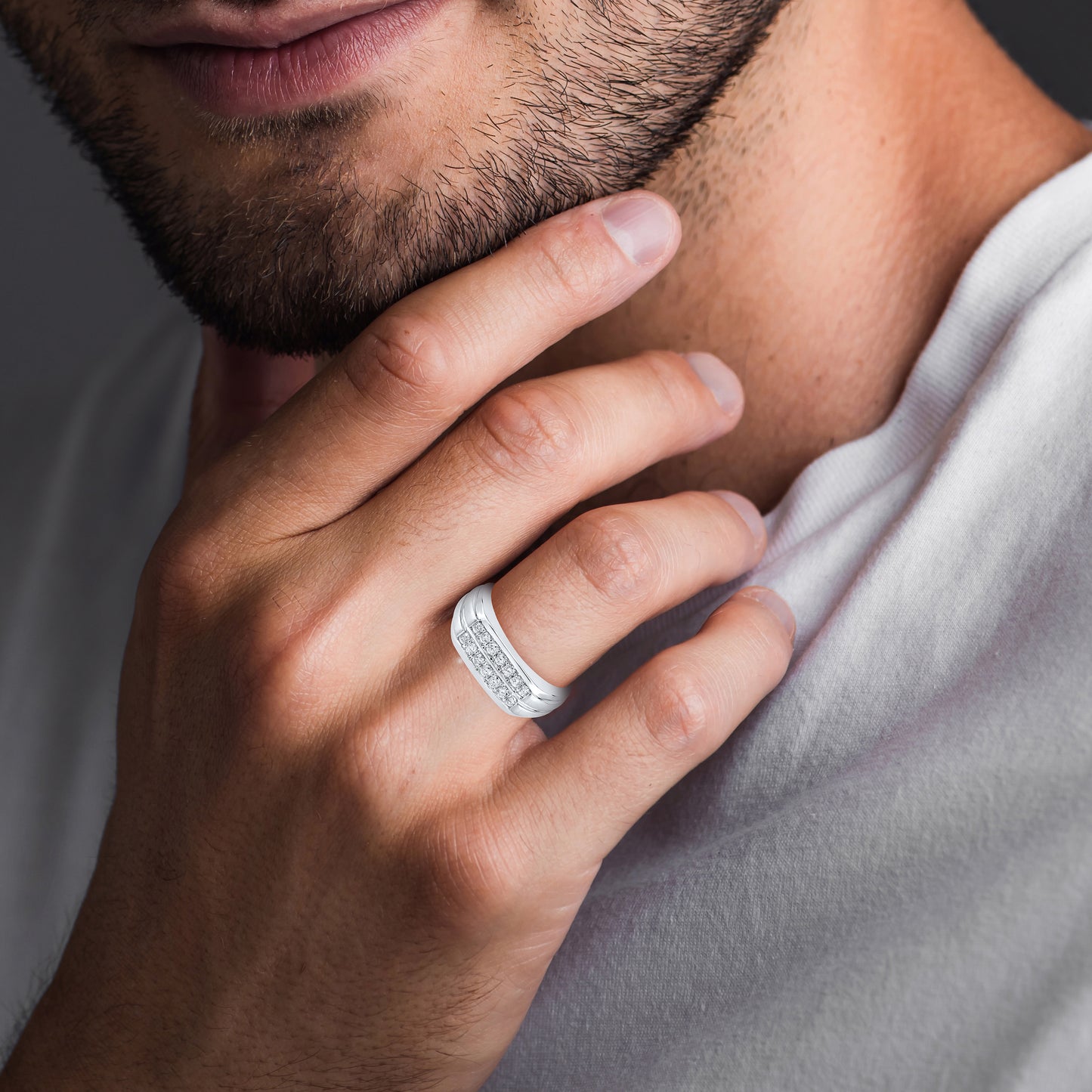 14KT WHITE GOLD 0.47 CTW MEN'S DIAMOND RING