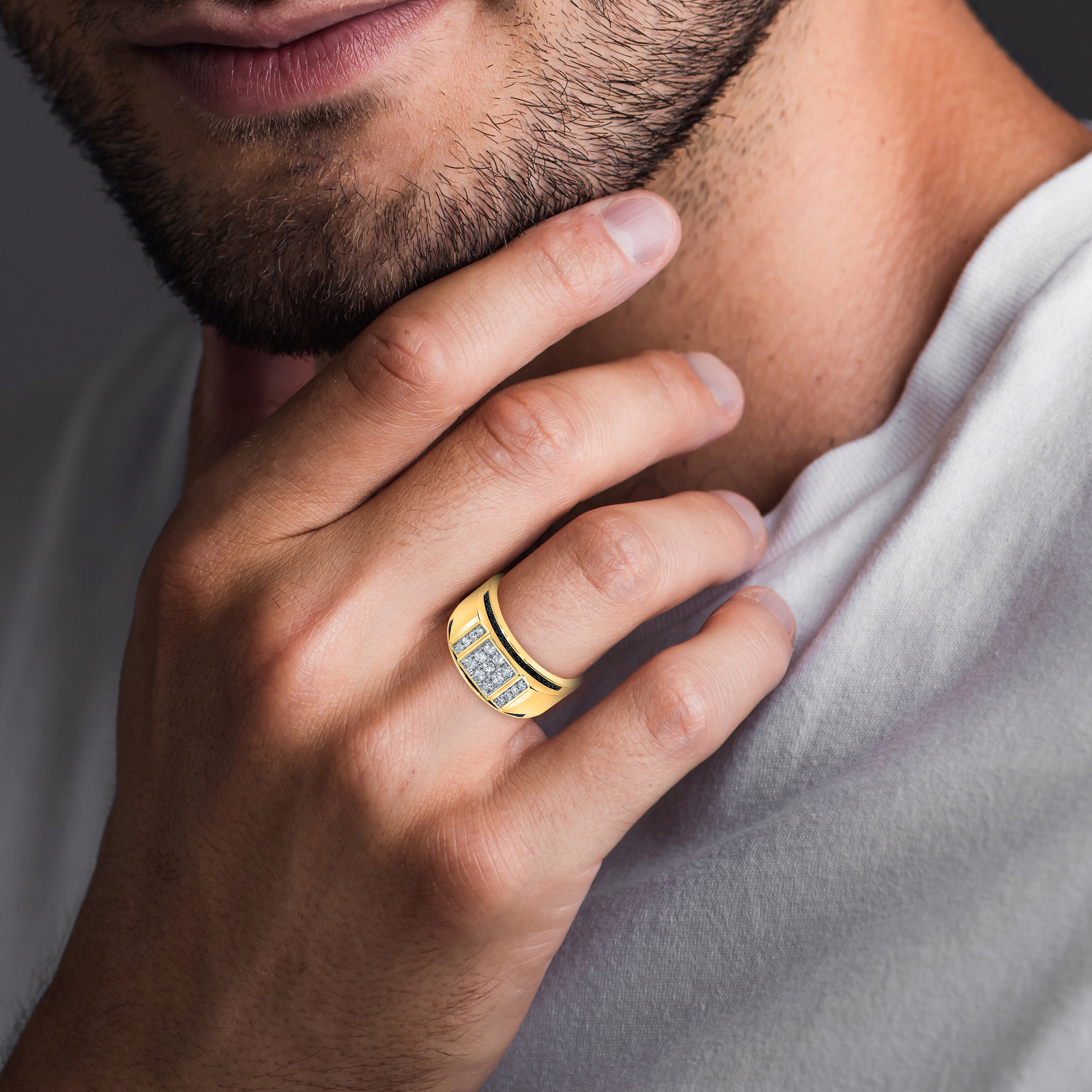 10kt Yellow Gold 0.63 CTW Men’s Diamond Ring