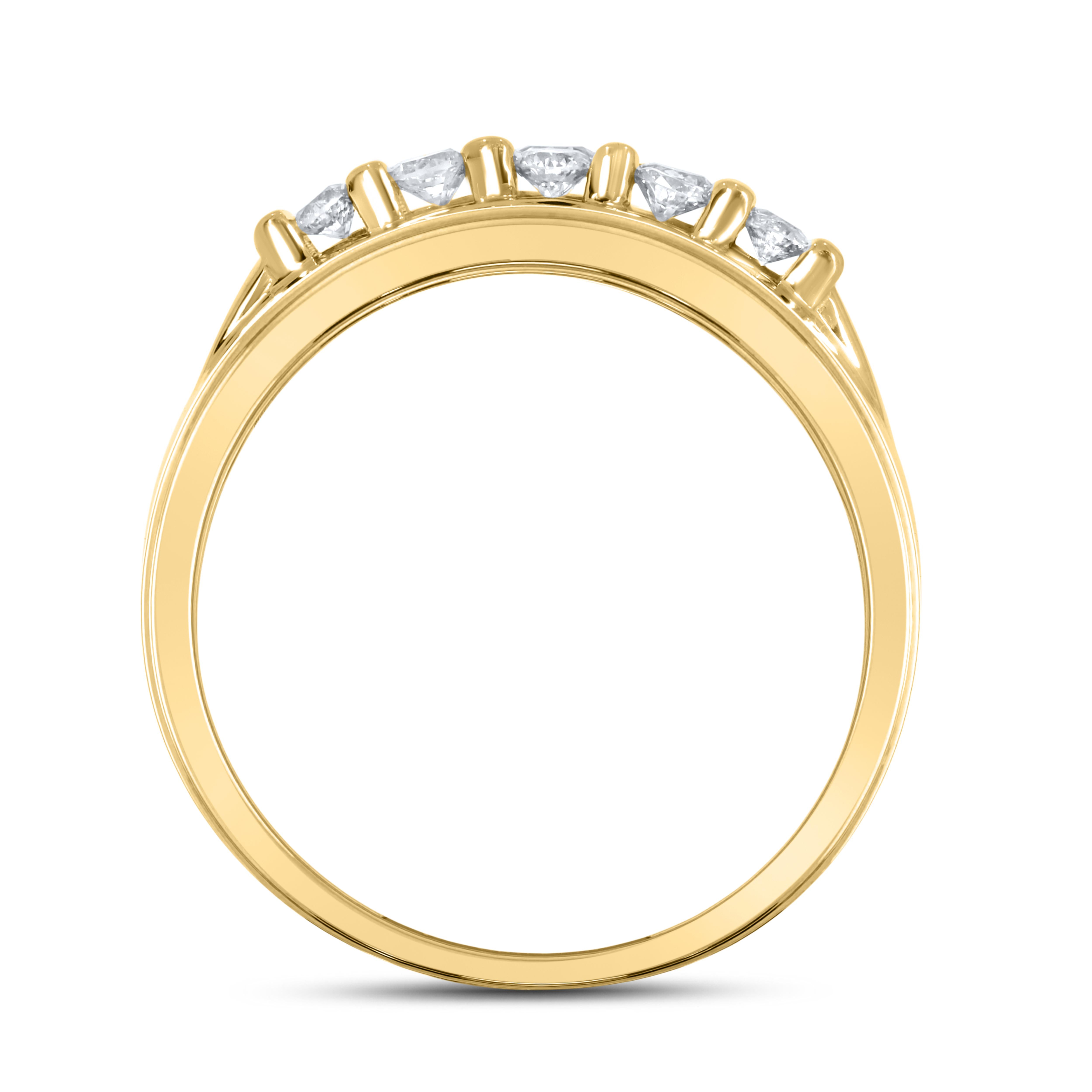 10kt Yellow Gold 0.92 CTW Men’s Diamond Ring