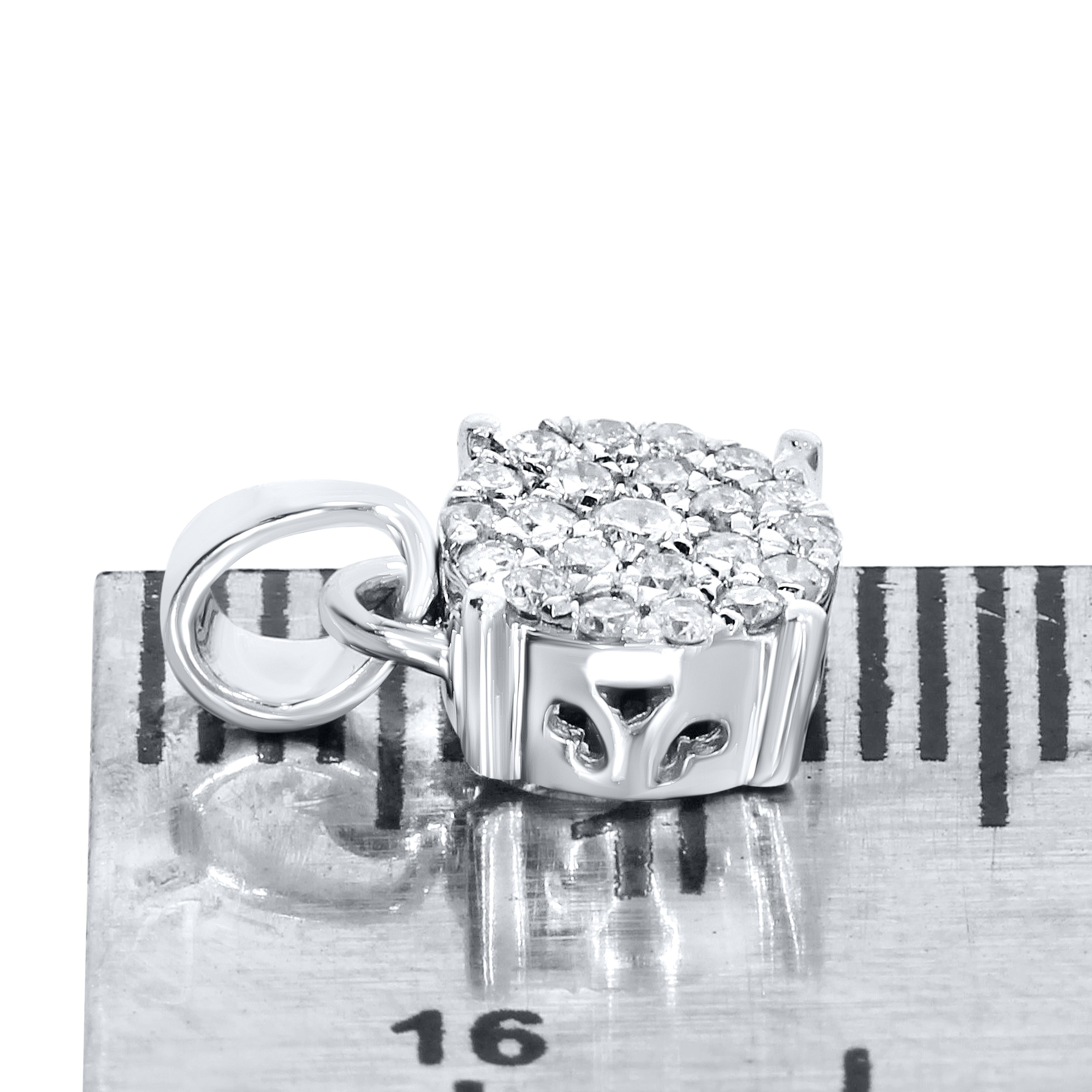 10K WHITE GOLD 0.15 CTW DIAMOND PENDANT