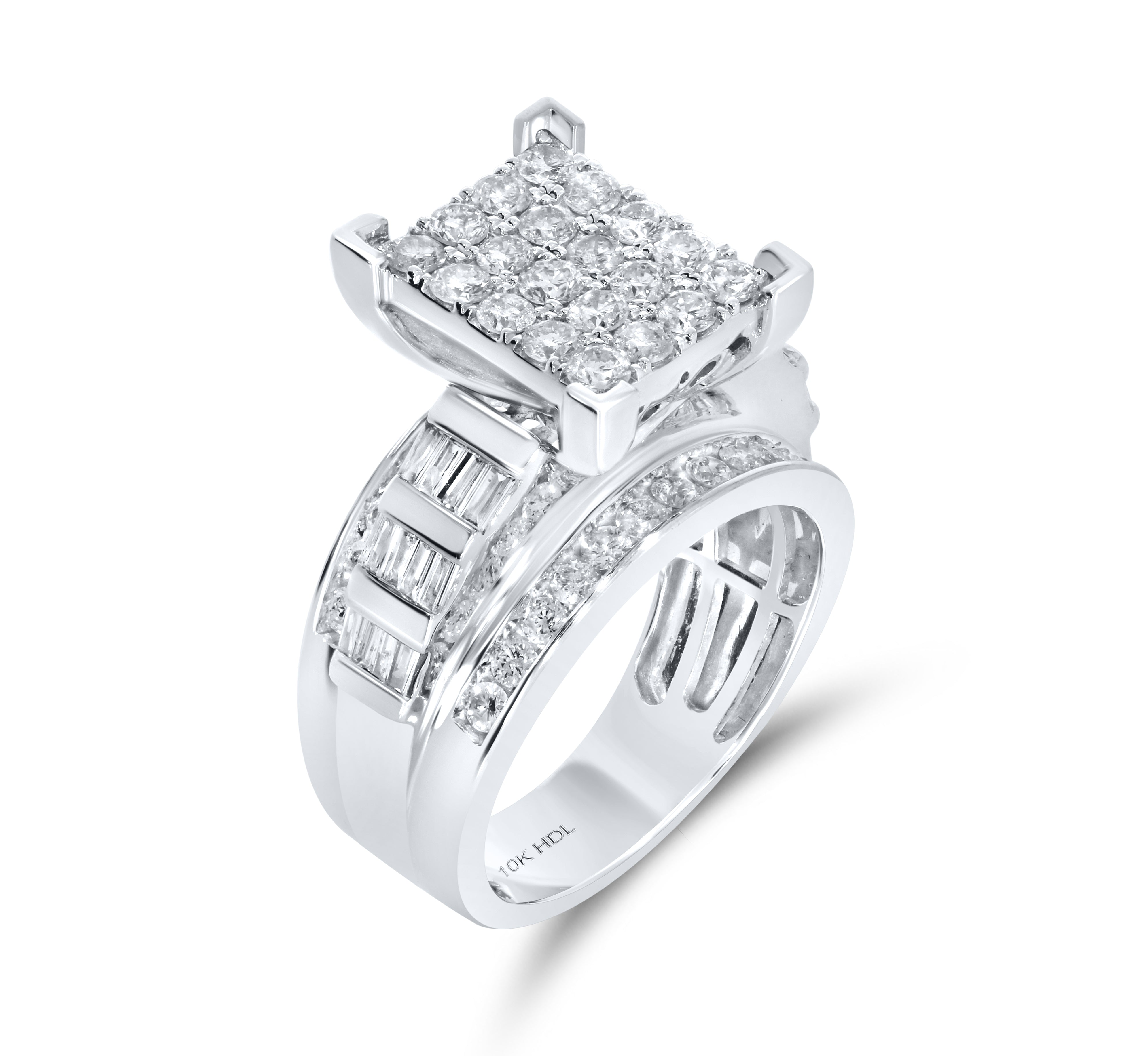 10kt White Gold 1.75 CTW Ladies Diamond Ring
