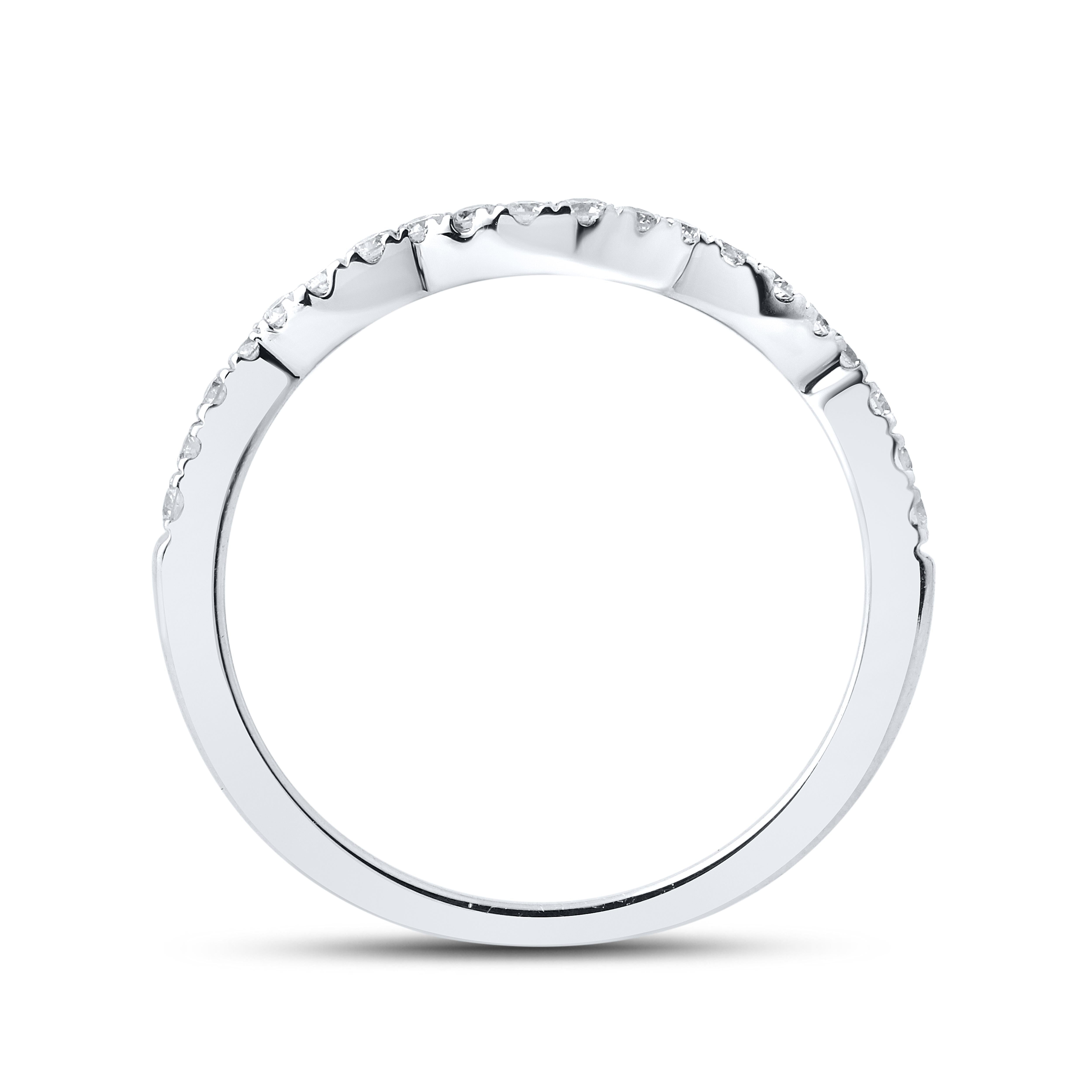 10k White Gold 1.05 CTW Diamond Bridal Ring Set