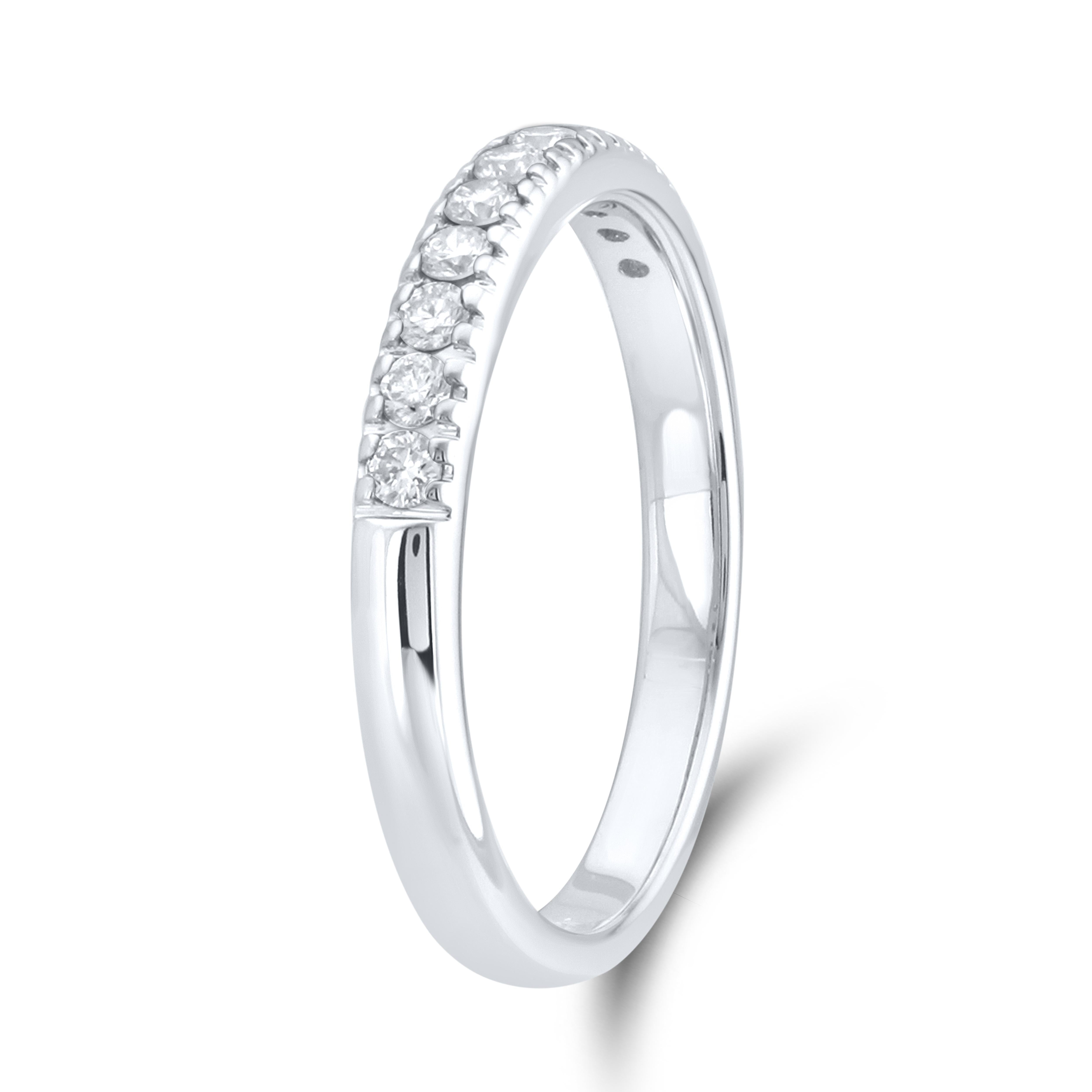 14kt white gold 0.26ctw Diamond Band
