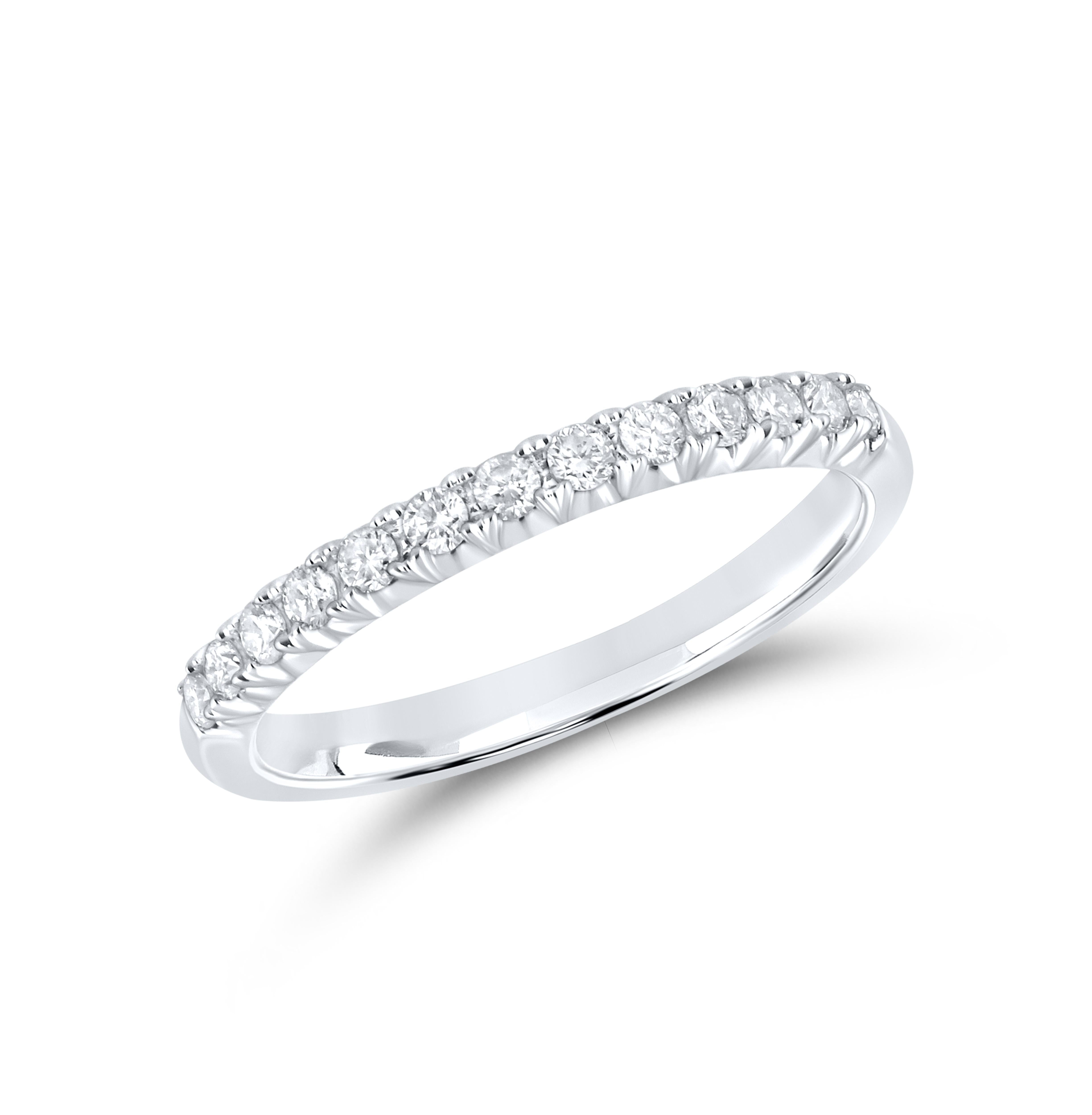 14k white gold 0.25 CTW Ladies Diamond Band