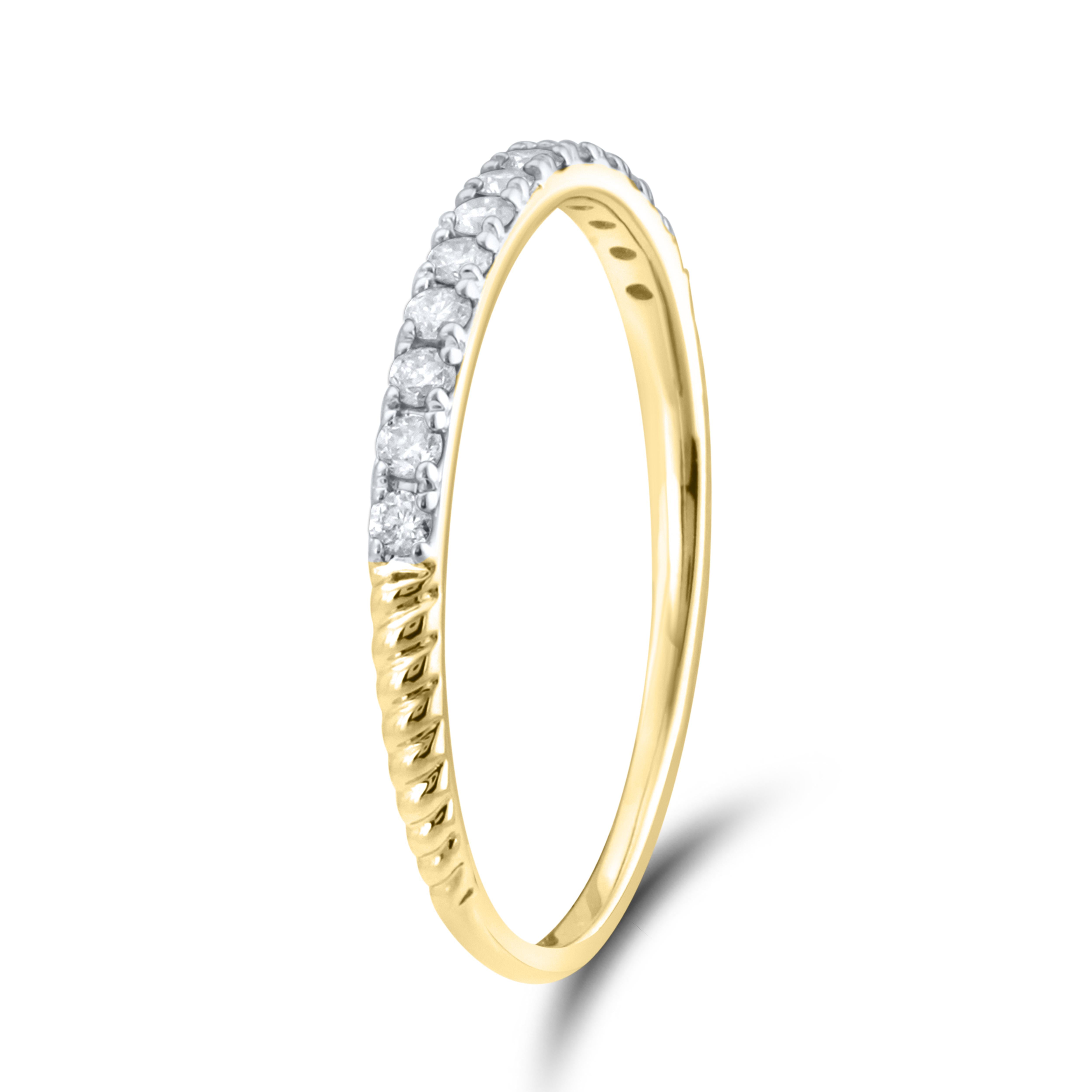 14kt Yellow Gold 0.20 CTW Ladies Diamond Band