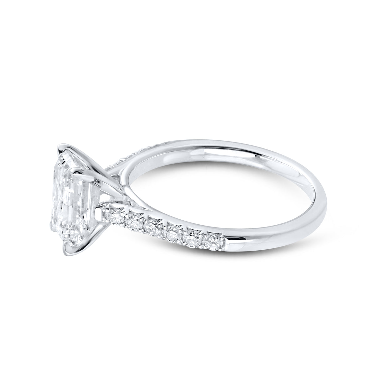 14KT WHITE GOLD 2 CTW LAB DIAMOND EMERALD CUT RING