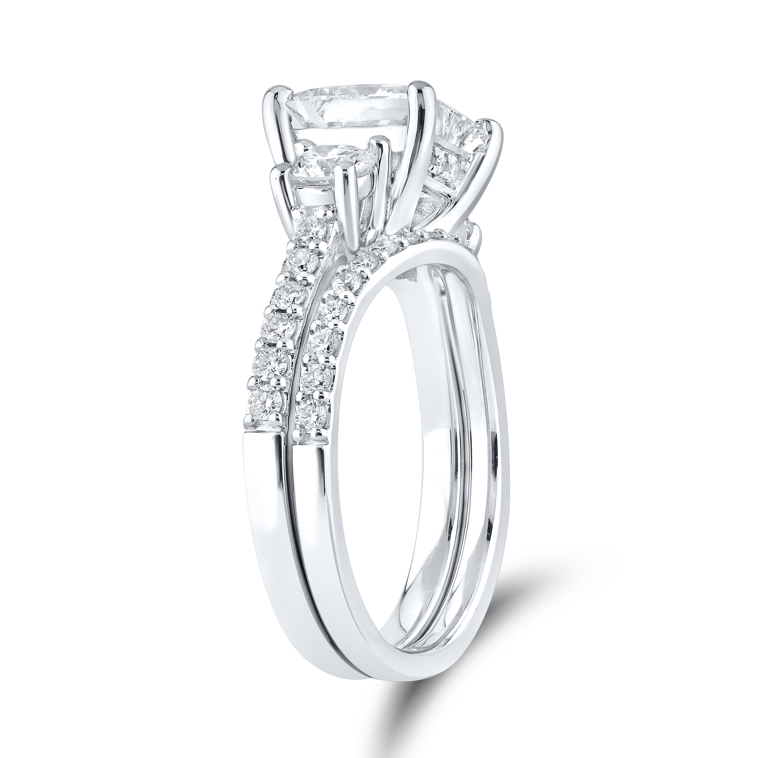 14KT WHITE GOLD 3 CTW PRINCESS AND ROUND SHAPE LAB DIAMOND BRIDAL SET
