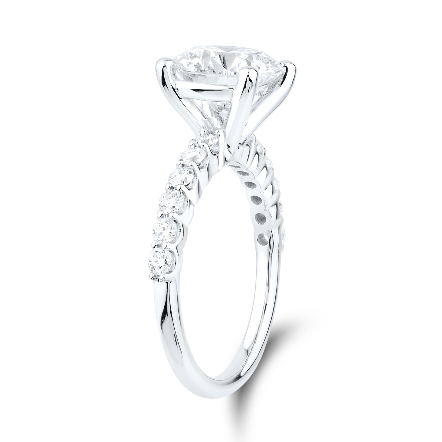 14kt White Gold 3.55 CTW Round Shape Lab Diamond Engagement Ring