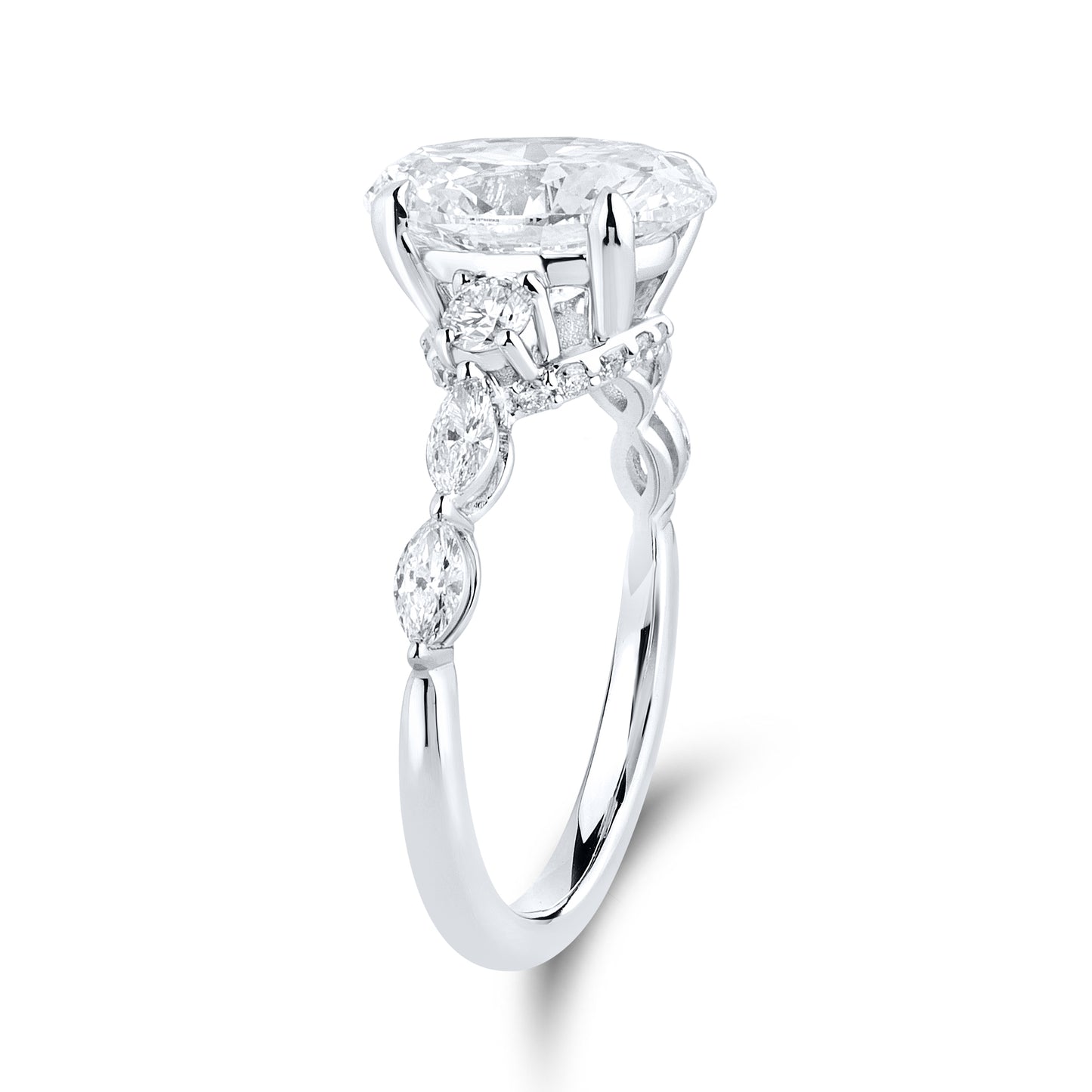 14KT WHITE GOLD 3.63 CTW LAB DIAMOND OVAL SHAPE RING