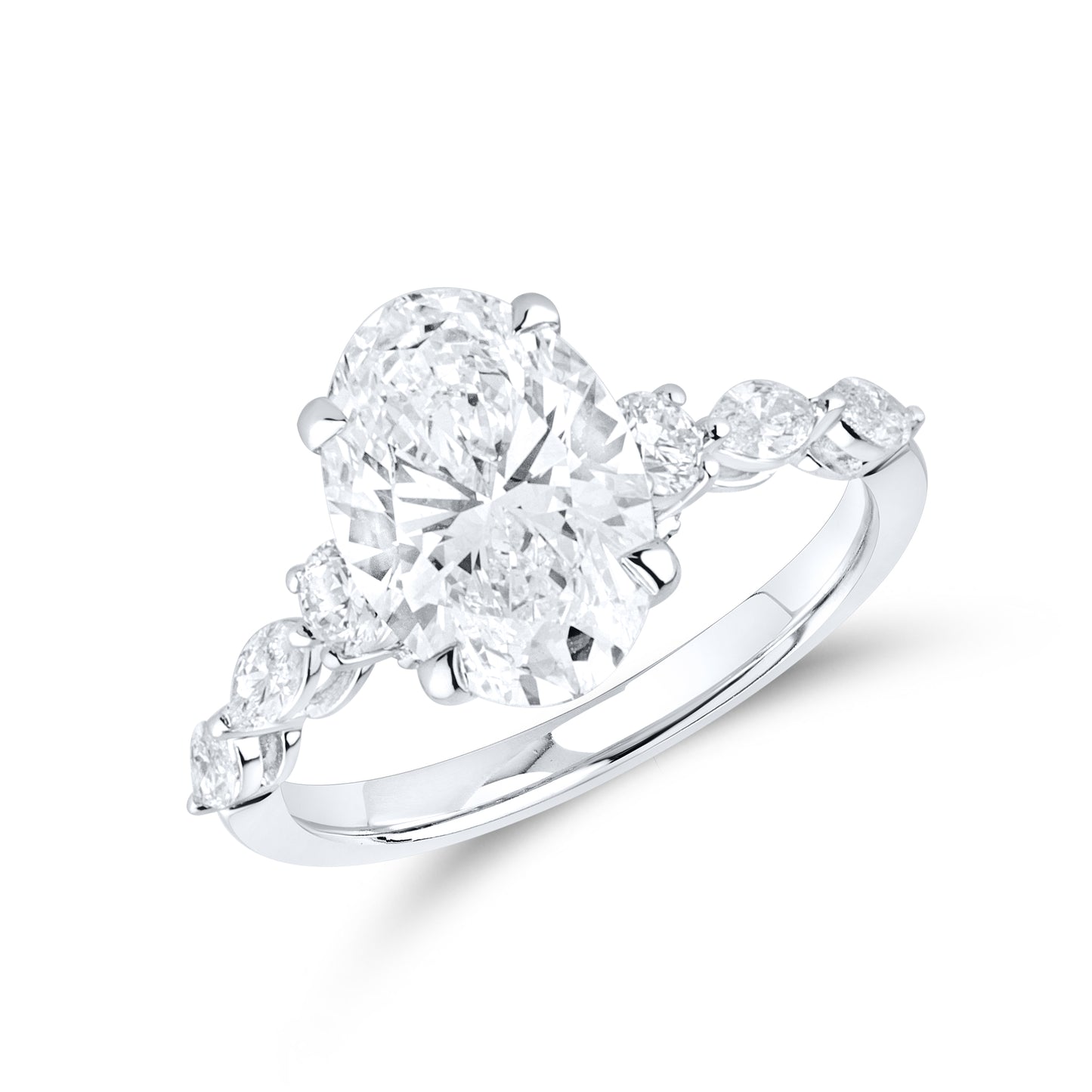 14KT WHITE GOLD 3.63 CTW LAB DIAMOND OVAL SHAPE RING