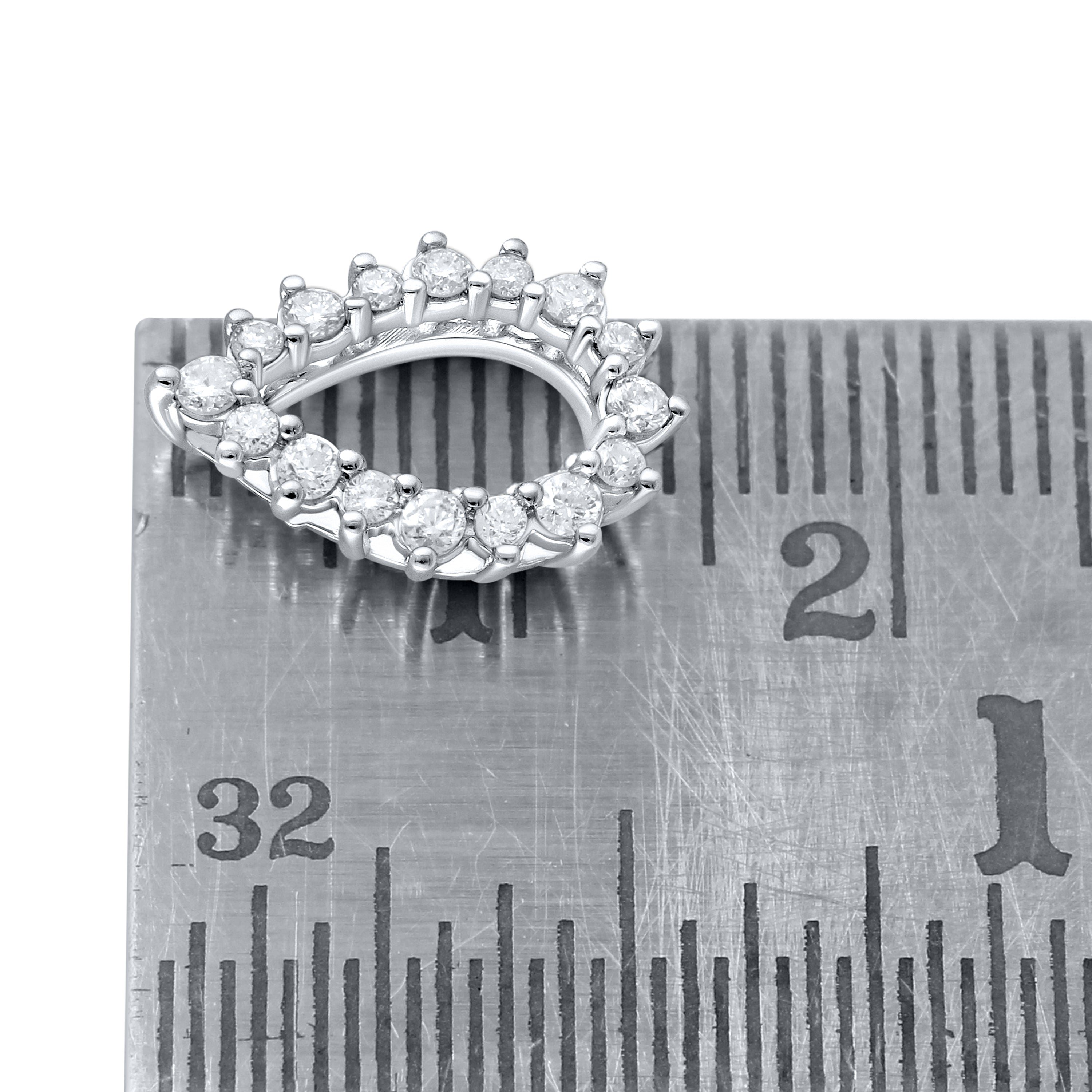 14kt White Gold 0.25 CTW Natural Diamond  Pendant with 18-inch Chain