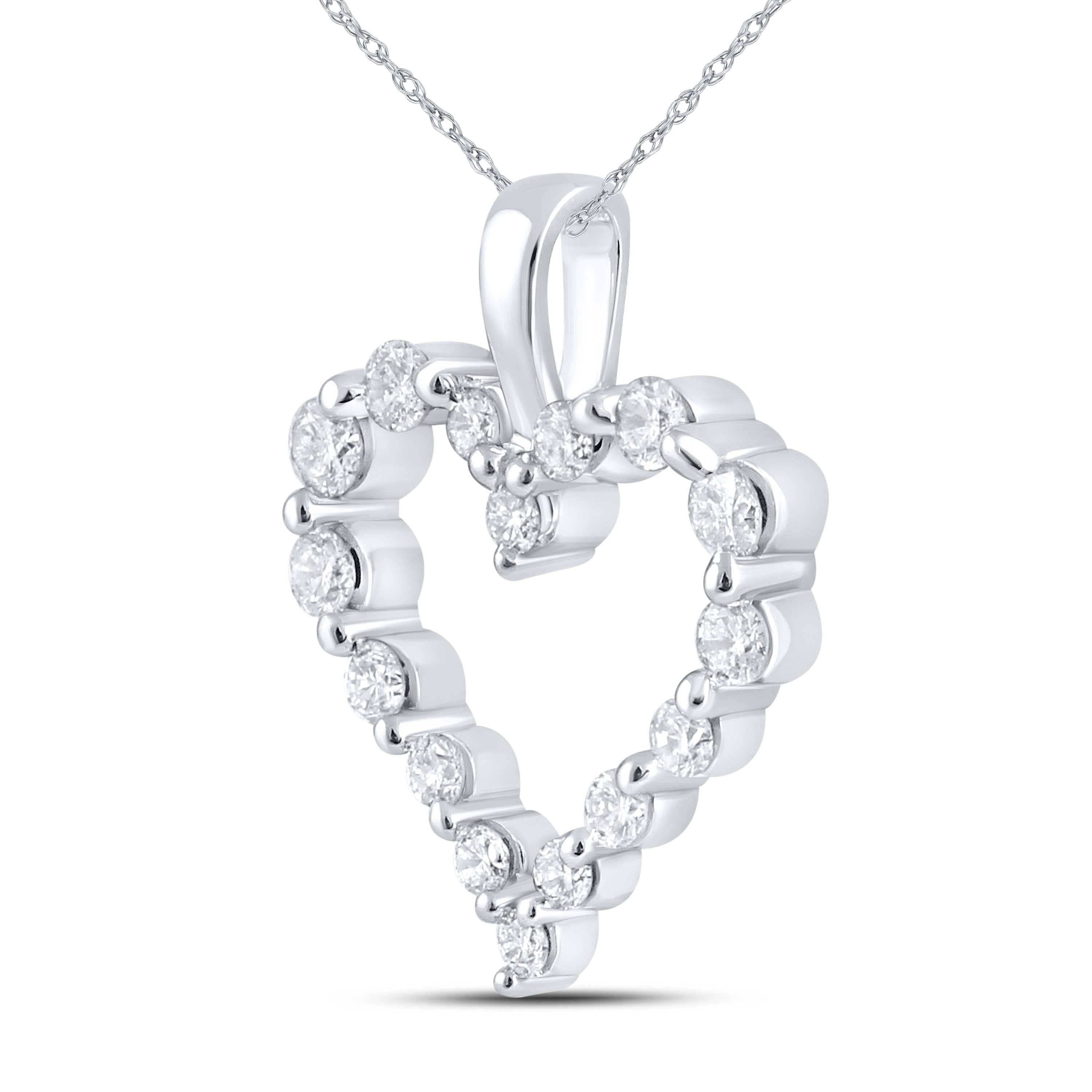10kt White Gold 0.25 CTW Natural Diamond  Pendant with 18-inch Chain