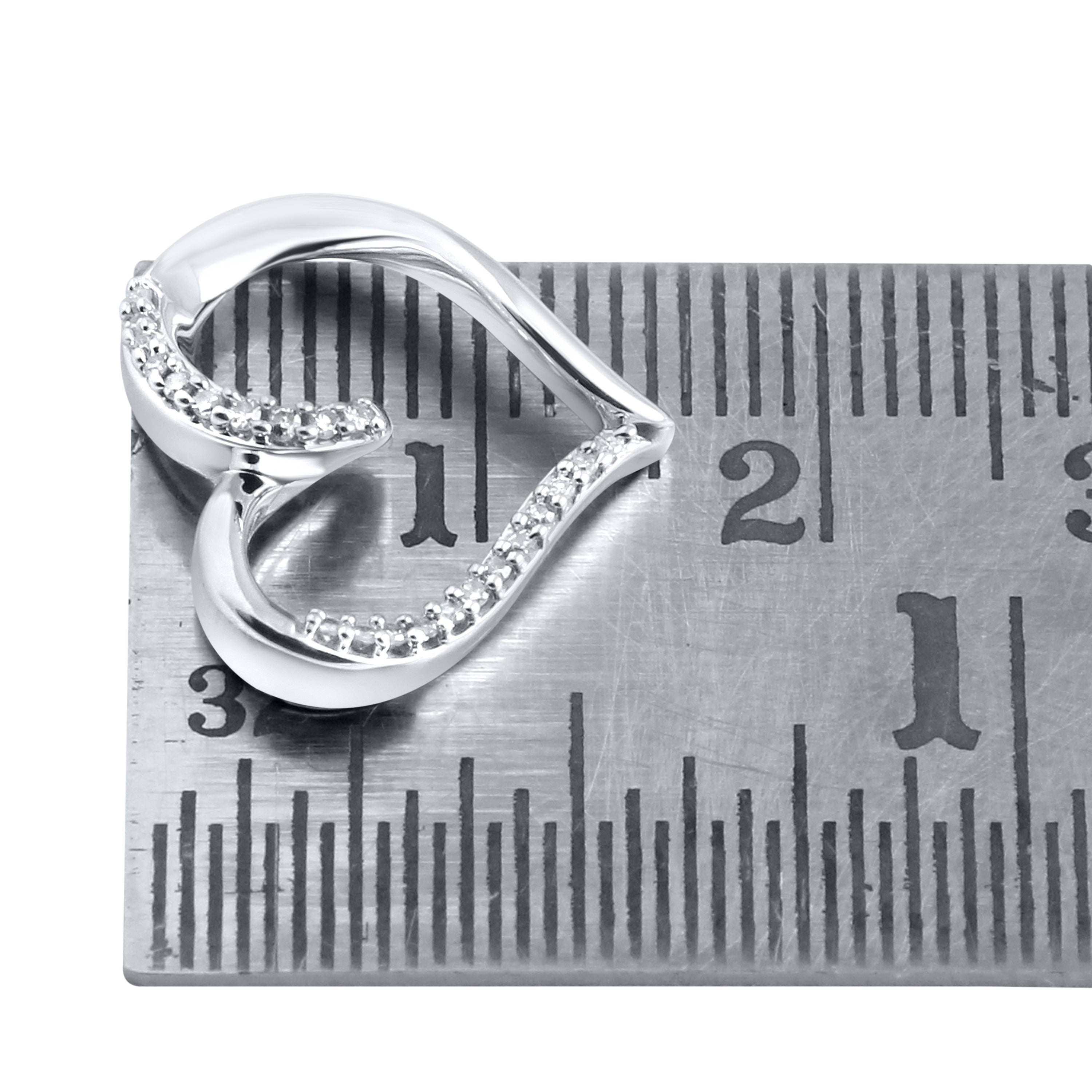 10kt White Gold 0.10 CTW Natural Diamond  Pendant with 18-inch Chain