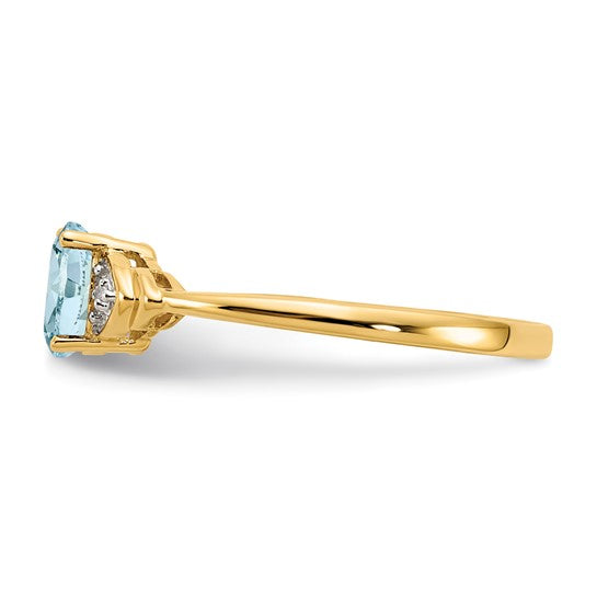 14kt Yellow Gold Aquamarine and Diamond Ring