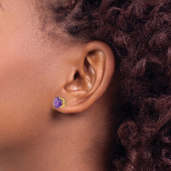 14kt Yellow Gold 8mm Amethyst Post Earrings