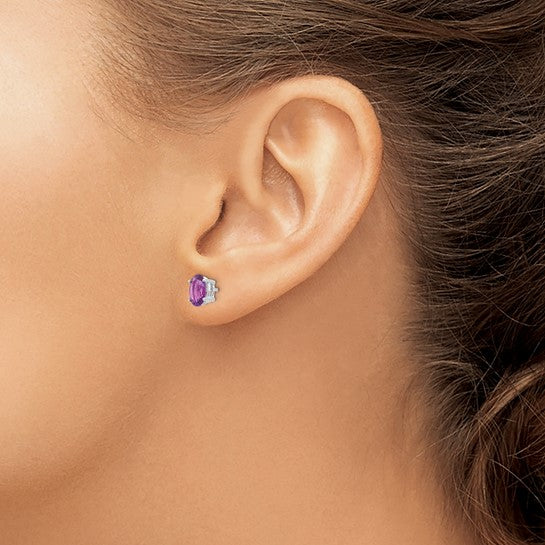 14kt White Gold 7x5mm Oval Amethyst Earrings