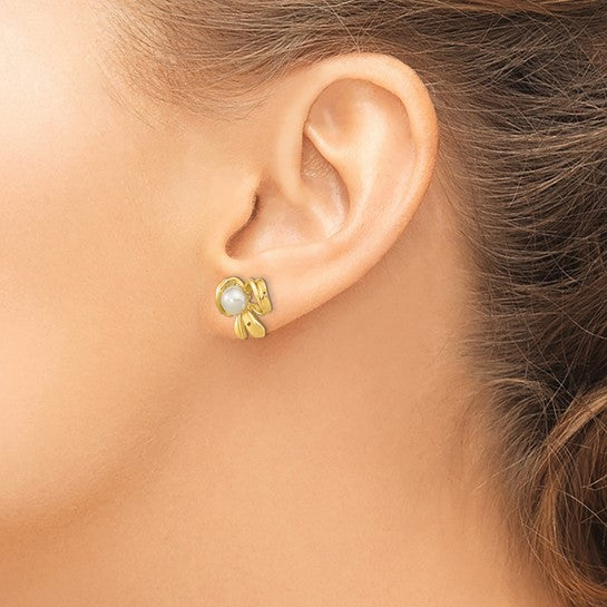 14kt Yellow Gold 3-4mm White Button Freshwater Cultured Pearl Bow Post Earrings