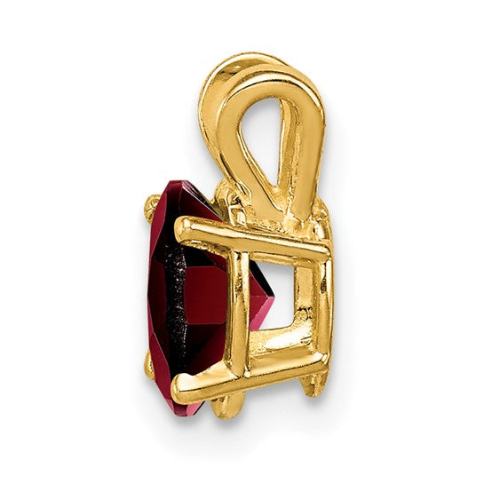 14kt Yellow Gold 7x5mm Oval Garnet pendant