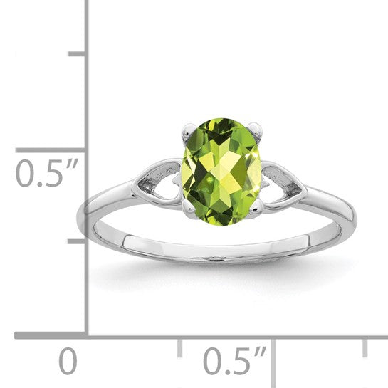 14kt White Gold 7x5mm Oval Peridot ring