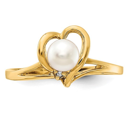 14kt Yellow Gold 4.5mm FW Cultured Pearl AAA Diamond ring