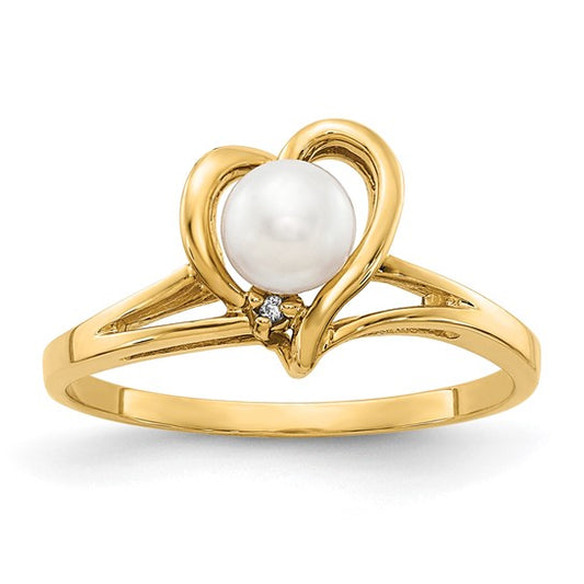 14kt Yellow Gold 4.5mm FW Cultured Pearl AAA Diamond ring