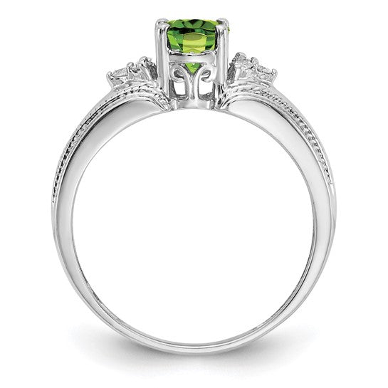 14kt White Gold 7x5mm Oval Peridot VS Diamond ring