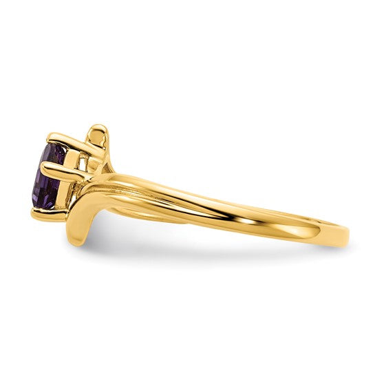 14kt Yellow Gold 4mm Princess Cut Amethyst ring