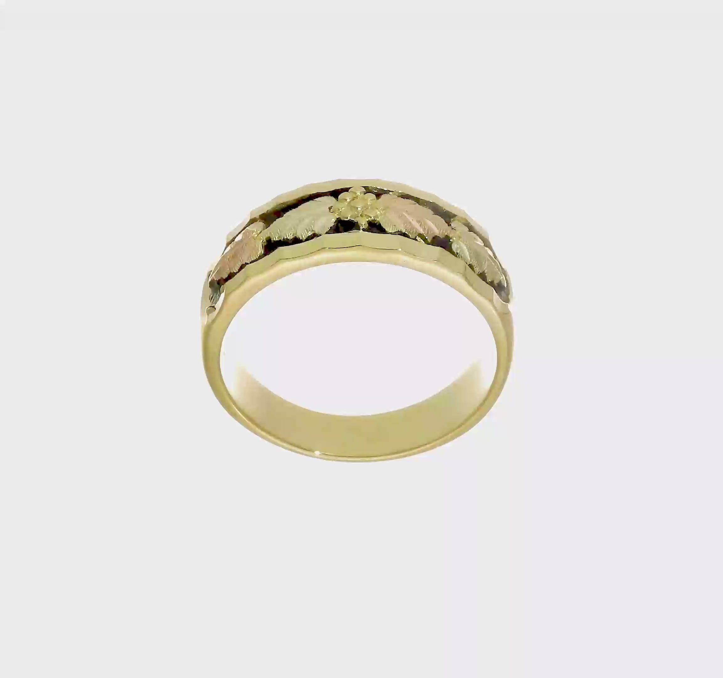 10kt Tri-color Black Hills Gold Men's Antiqued Ring