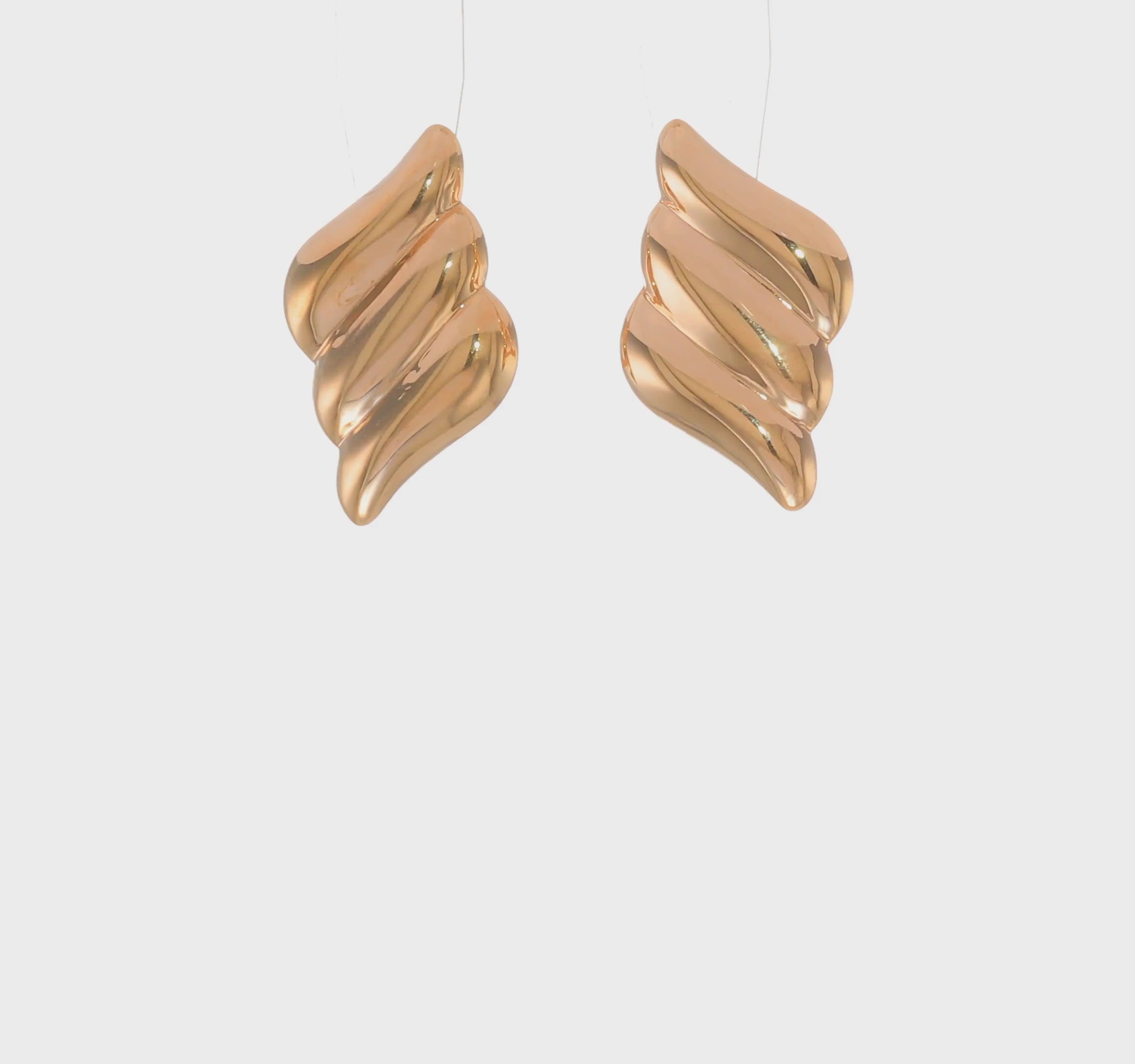 14kt Yellow Gold Non-pierced Fancy Earrings