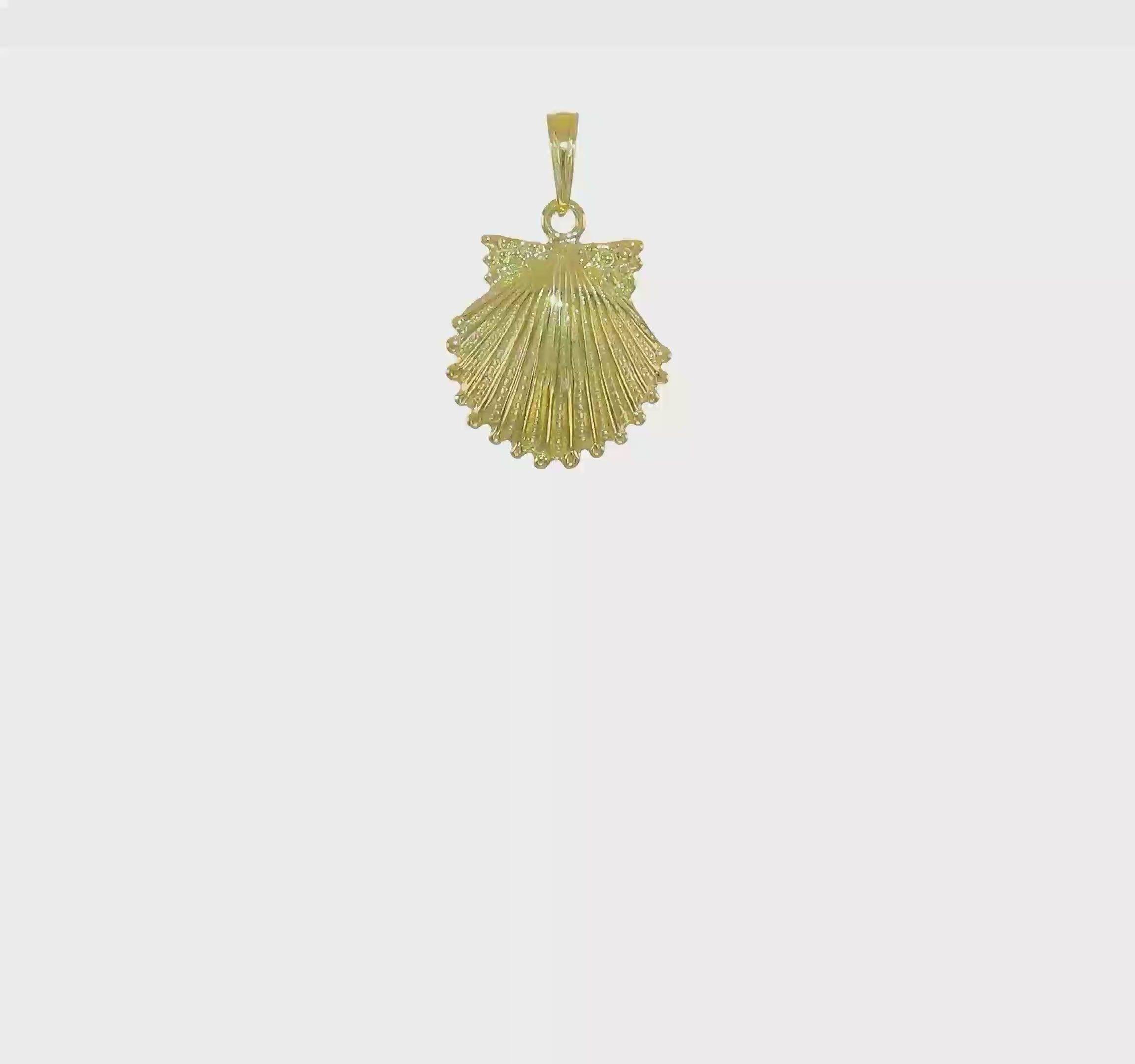 10kt Yellow Gold Scallop Shell Pendant